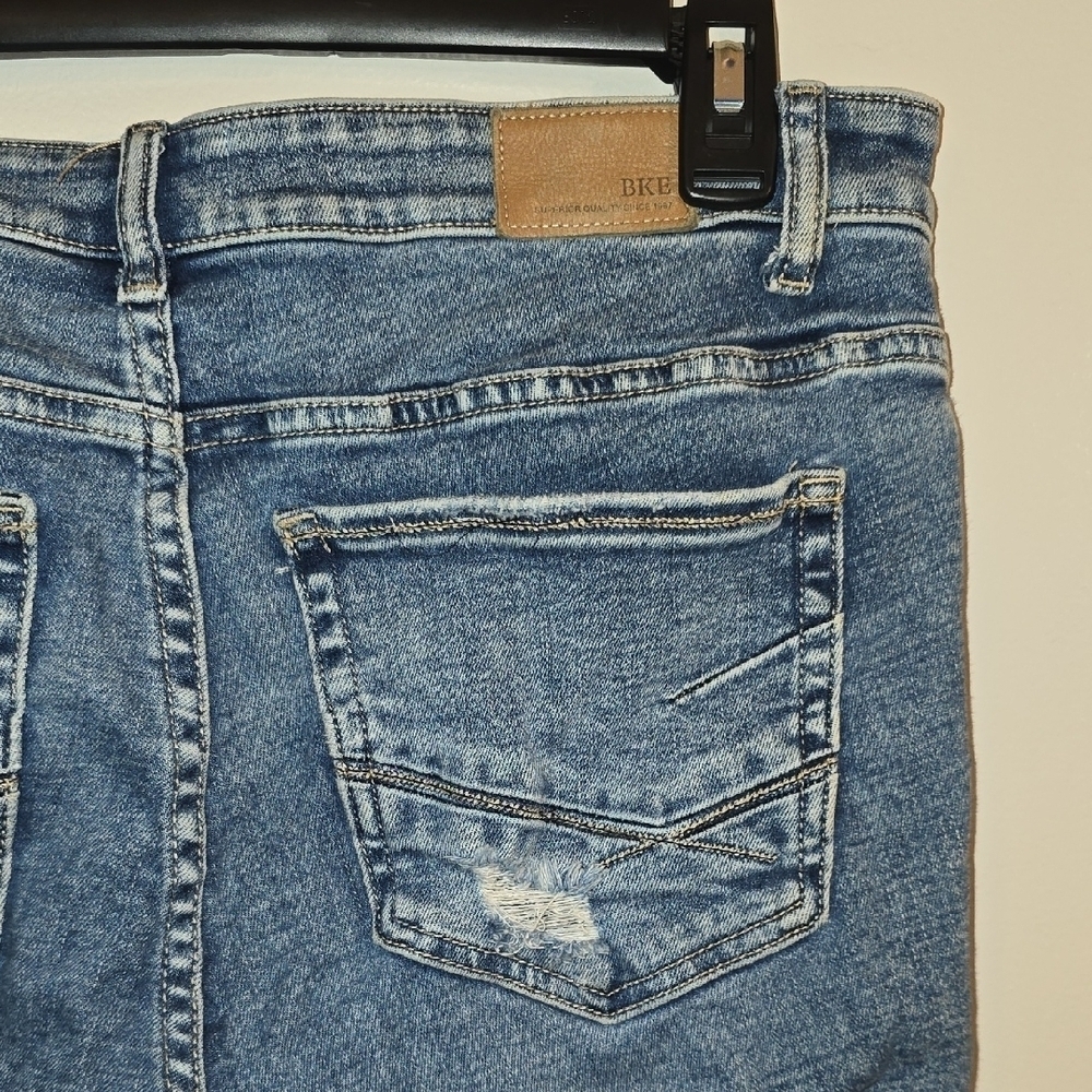 Trendy Distressed Skinny Jeans for Women LOT R2 - Picture 4 of 7